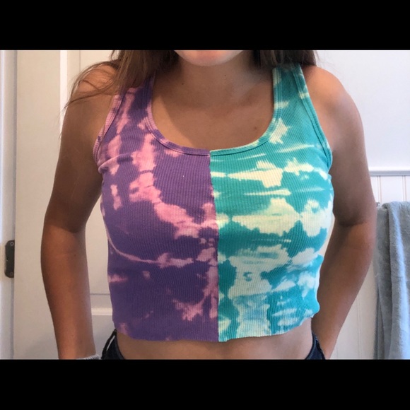 Tops - Handmade thrifted split color tank top